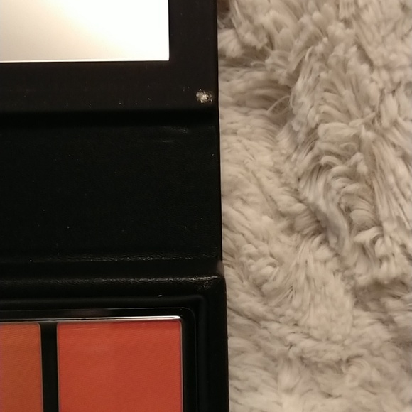 Dior 2021 LE Ecrin Couture Palette: Atelier of Dreams - Picture 16 of 17